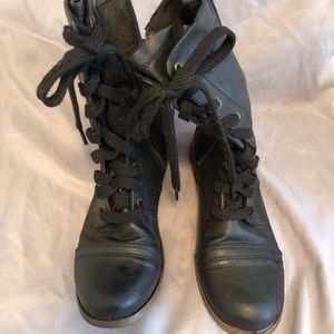 Size 7 1/2 black boots